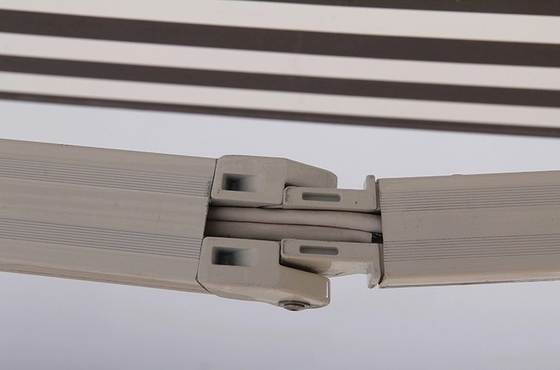 Polyester Folding Arm Retractable Awning for Terrace Manual Operation and UV-resistant