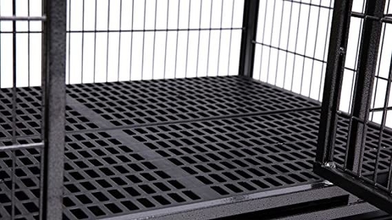 Large Dogs Heavy Duty Metal Kennel and Crate with Four Wheels in Solid Black